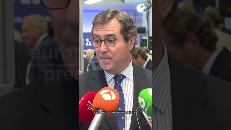 Este viernes se oficializa el pacto entre Díaz, CCOO y UGT para reducir la jornada laboral a 37,5 horas