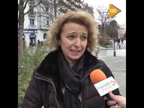 Vendedor de lotería en Almería agradece a médicos de Granada que le salvaron con el obsequio de 20 billetes de la Lotería de Navidad