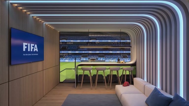 Compromiso renovado de autoridades locales para que La Rosaleda acoja el Mundial 2030