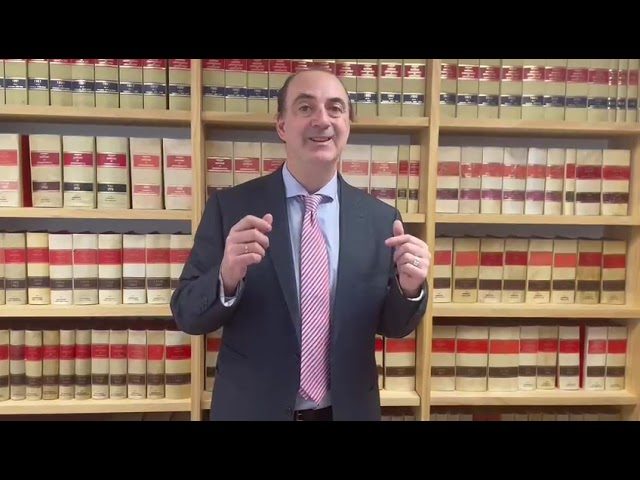 Persona enfrenta cargos por colocar una vivienda modular y hacer una piscina en terreno ilegal y sin permisos