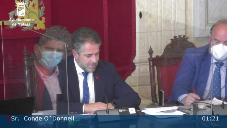 Torremolinos elimina tarifas de ascensores públicos para ciertos grupos y ofrece bonos de descuento